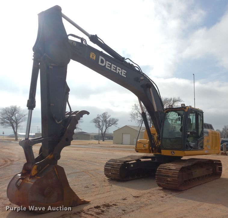 image for item GE9052 2012 John Deere 210G LC excavator
