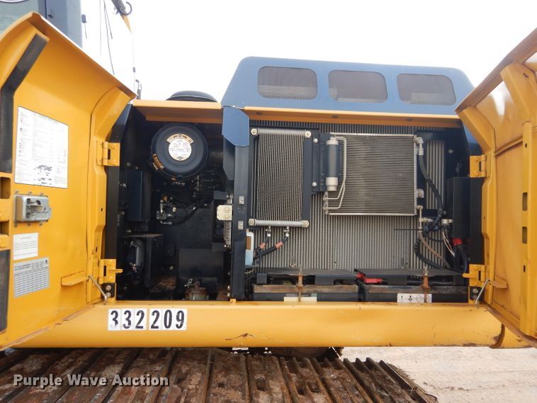 image for item GE9052 2012 John Deere 210G LC excavator