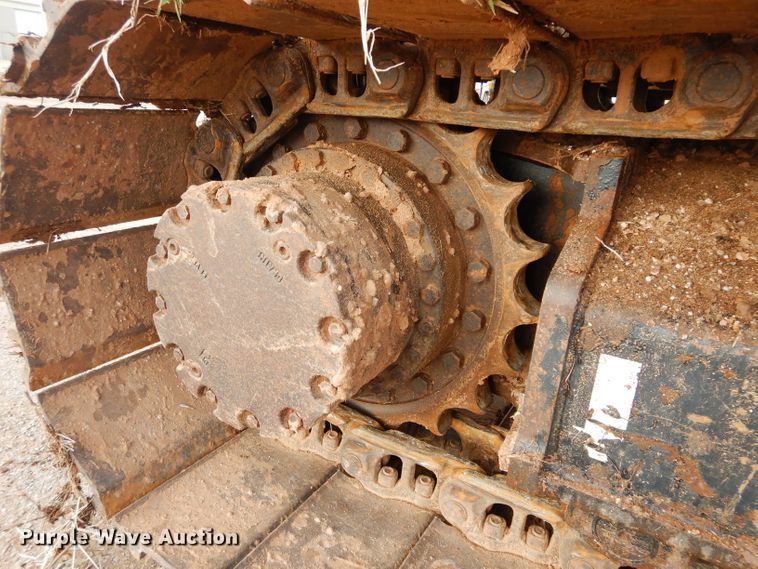 image for item GE9052 2012 John Deere 210G LC excavator