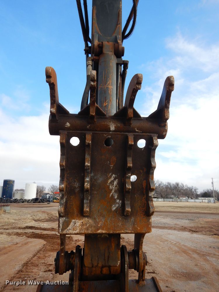 image for item GE9052 2012 John Deere 210G LC excavator