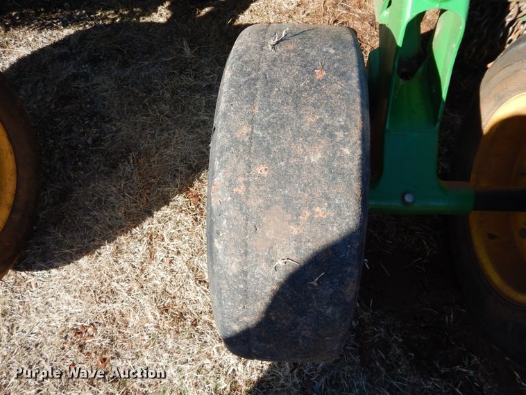 image for item GE9072 2016 John Deere CX15 batwing rotary mower