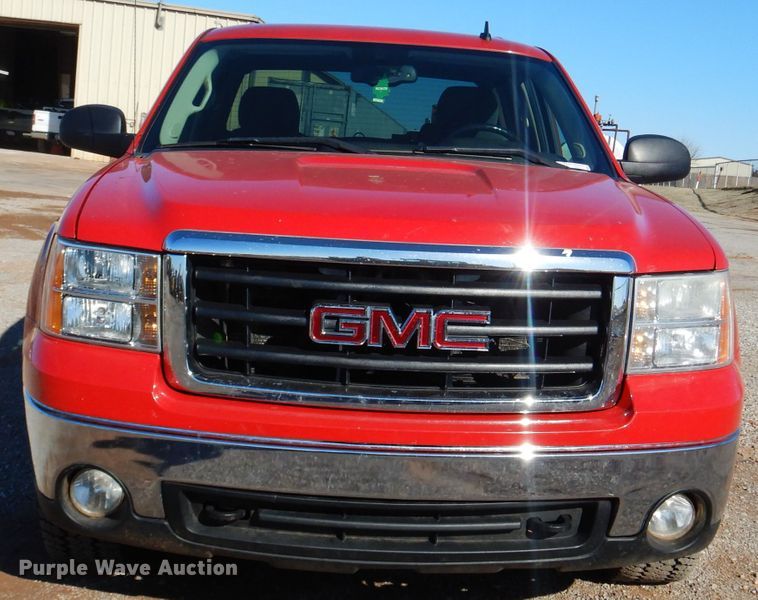 image for item GE9073 2008 GMC Sierra 1500 Crew Cab pickup truck