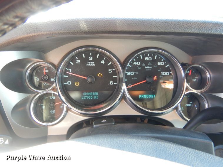 image for item GE9073 2008 GMC Sierra 1500 Crew Cab pickup truck