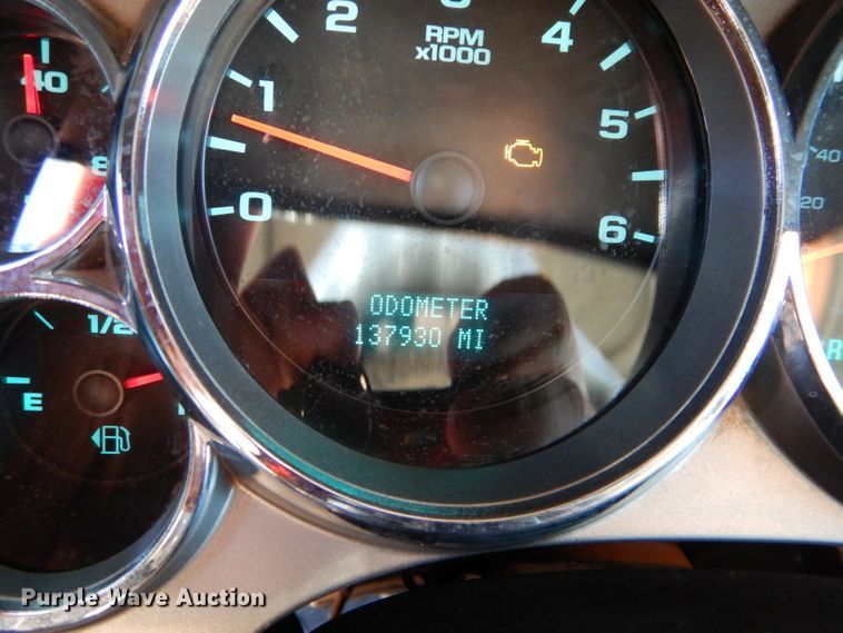 image for item GE9073 2008 GMC Sierra 1500 Crew Cab pickup truck