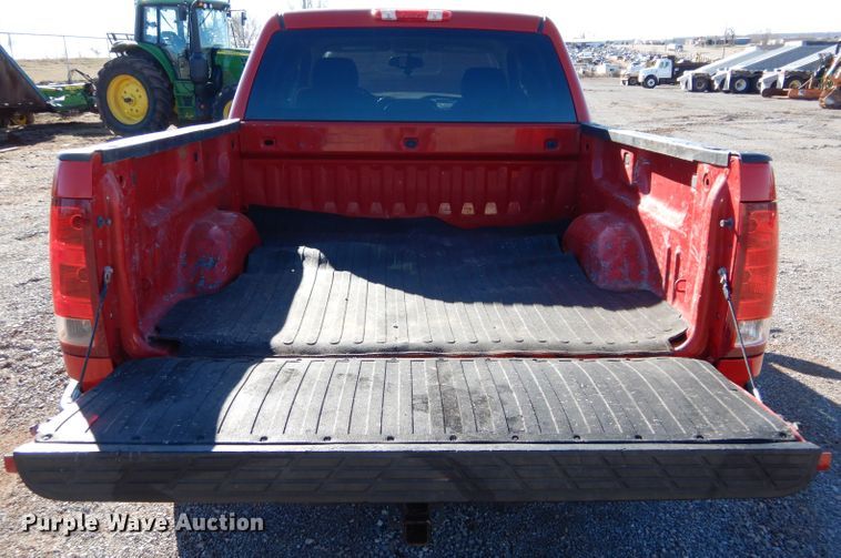 image for item GE9073 2008 GMC Sierra 1500 Crew Cab pickup truck