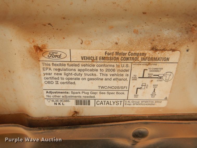 image for item GE9074 2006 Ford F150 SuperCab pickup truck