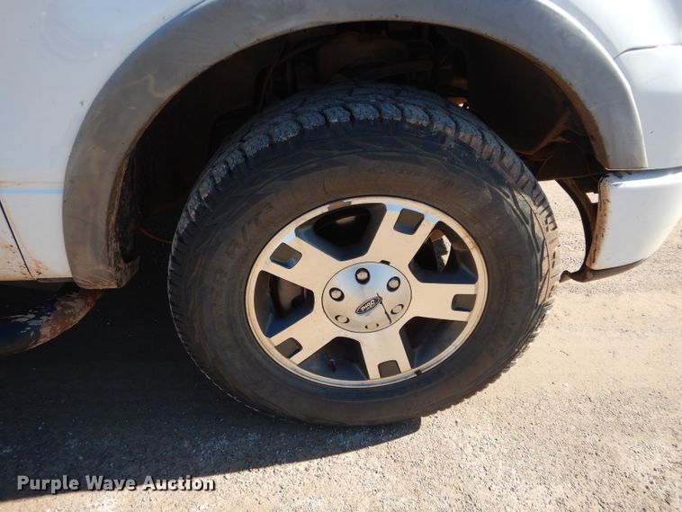 image for item GE9074 2006 Ford F150 SuperCab pickup truck