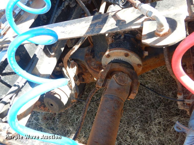 image for item GE9075 2000 Mack CH613 semi truck