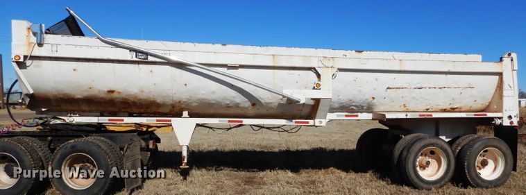image for item GE9076 1981 Fruehauf EW end dump trailer