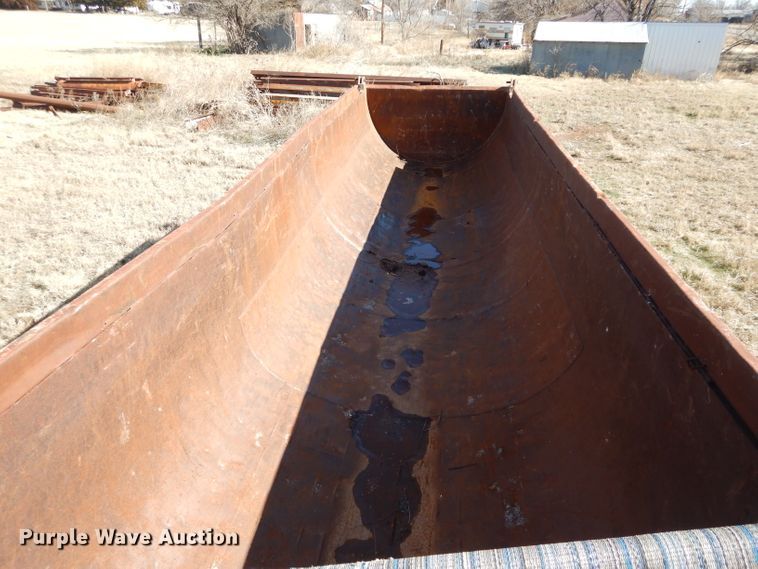 image for item GE9076 1981 Fruehauf EW end dump trailer