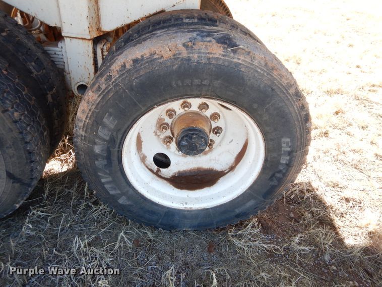 image for item GE9076 1981 Fruehauf EW end dump trailer