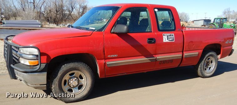 image for item GE9077 1999 Chevrolet Silverado 1500 Ext. Cab pickup truck