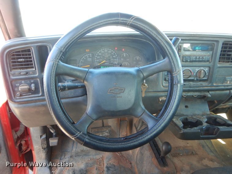 image for item GE9077 1999 Chevrolet Silverado 1500 Ext. Cab pickup truck