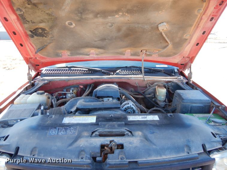 image for item GE9077 1999 Chevrolet Silverado 1500 Ext. Cab pickup truck