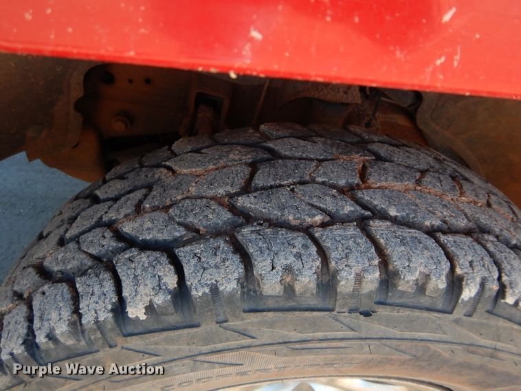 image for item GE9077 1999 Chevrolet Silverado 1500 Ext. Cab pickup truck