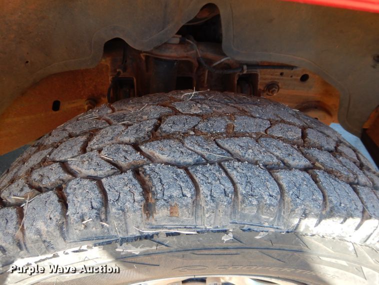 image for item GE9077 1999 Chevrolet Silverado 1500 Ext. Cab pickup truck