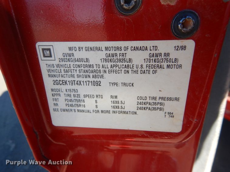 image for item GE9077 1999 Chevrolet Silverado 1500 Ext. Cab pickup truck