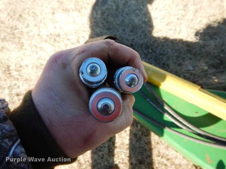 image for item GE9080 2014 John Deere CX15 batwing rotary mower