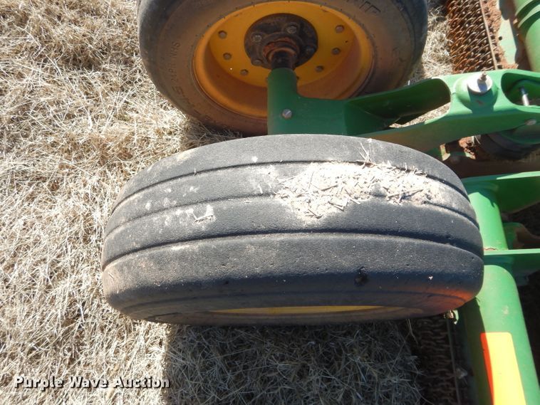 image for item GE9081 2014 John Deere CX15 batwing rotary mower