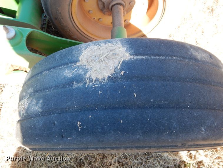 image for item GE9081 2014 John Deere CX15 batwing rotary mower