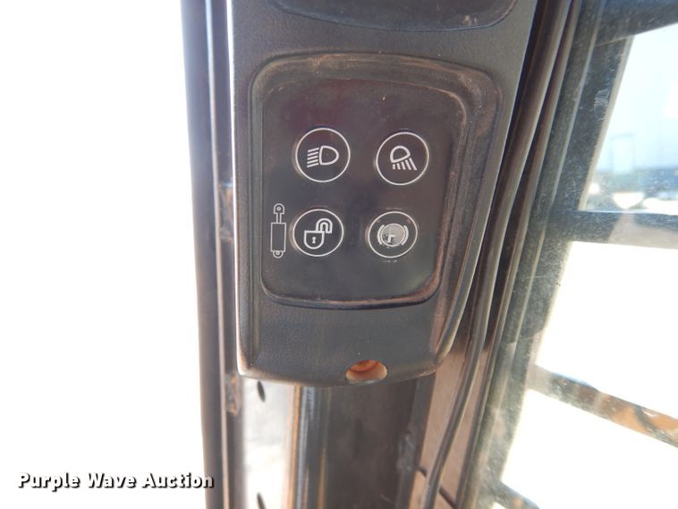 image for item GE9082 2006 Case 445CT skid steer