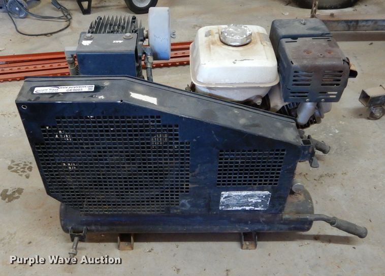 image for item GE9085 John Deere AC2-8GH air compressor