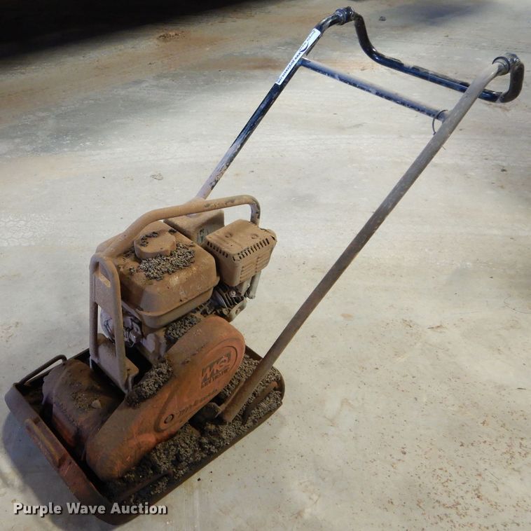 image for item GE9086 Multiquip plate compactor