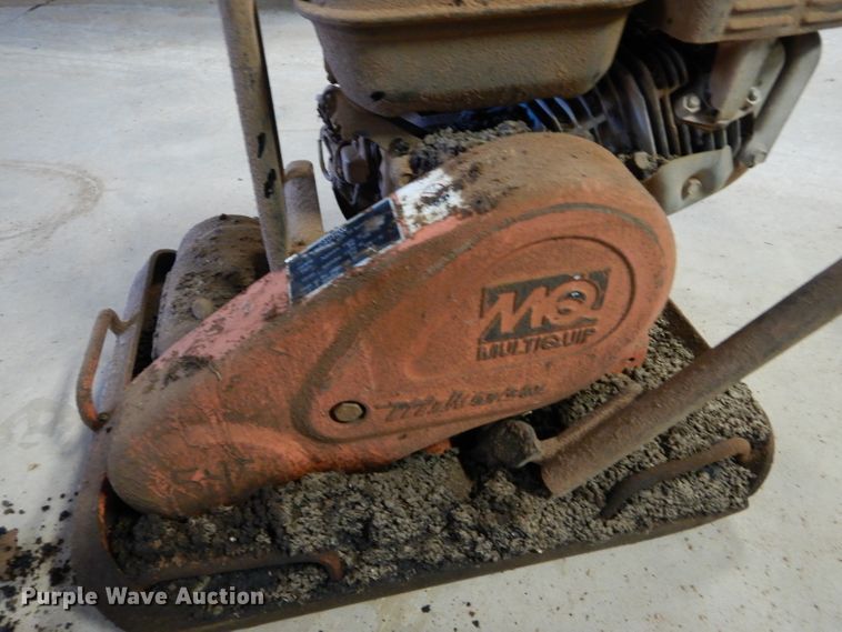 image for item GE9086 Multiquip plate compactor