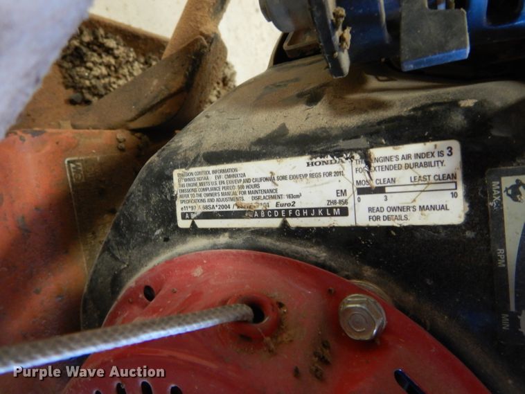 image for item GE9086 Multiquip plate compactor