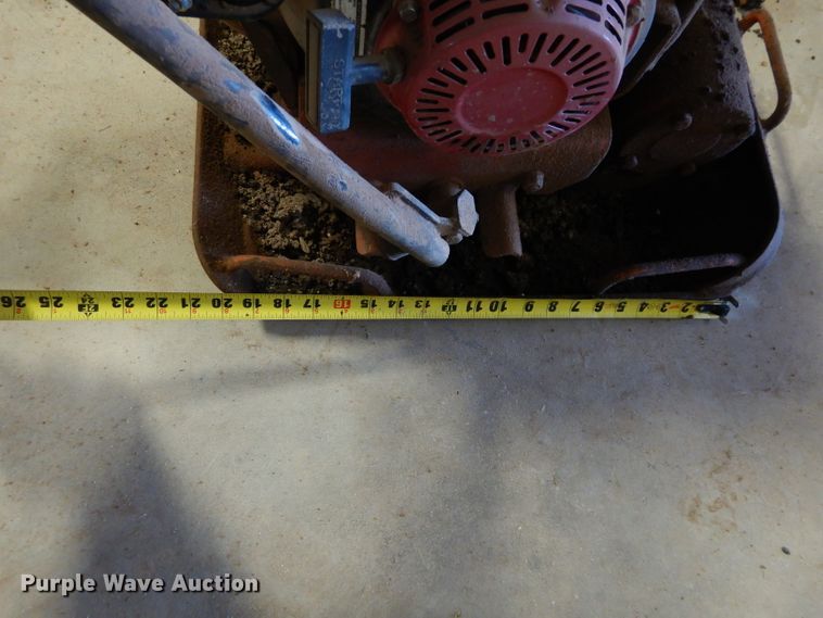 image for item GE9086 Multiquip plate compactor