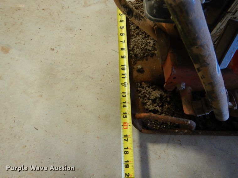 image for item GE9086 Multiquip plate compactor