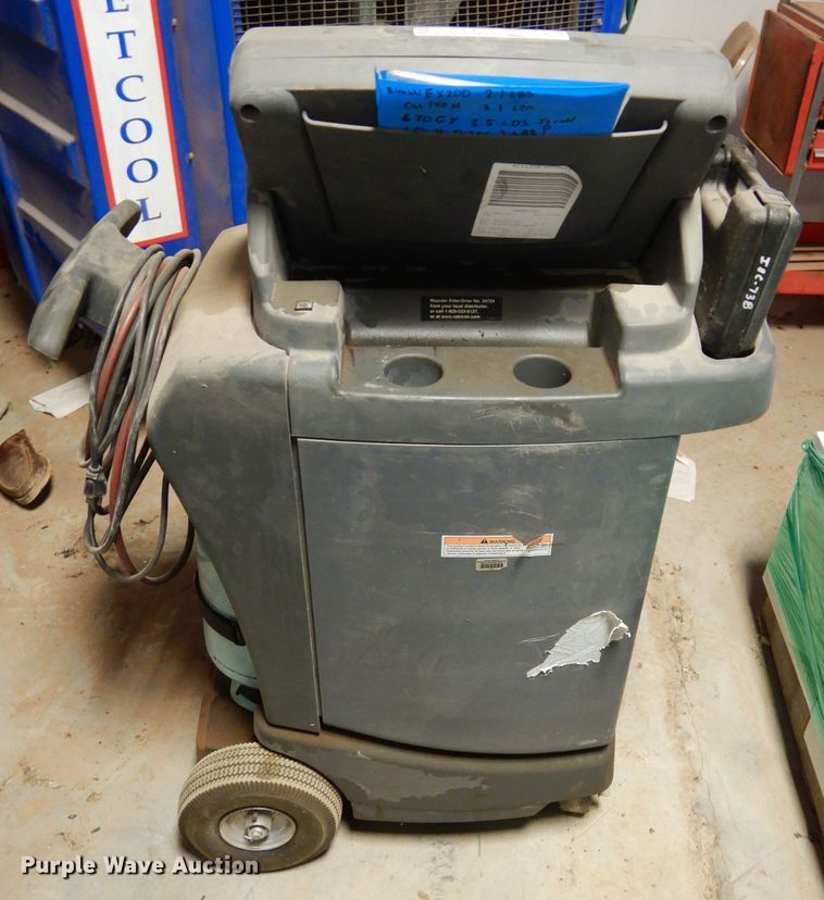 image for item GE9087 Coolant recovery machine