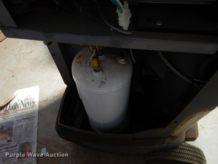 image for item GE9087 Coolant recovery machine