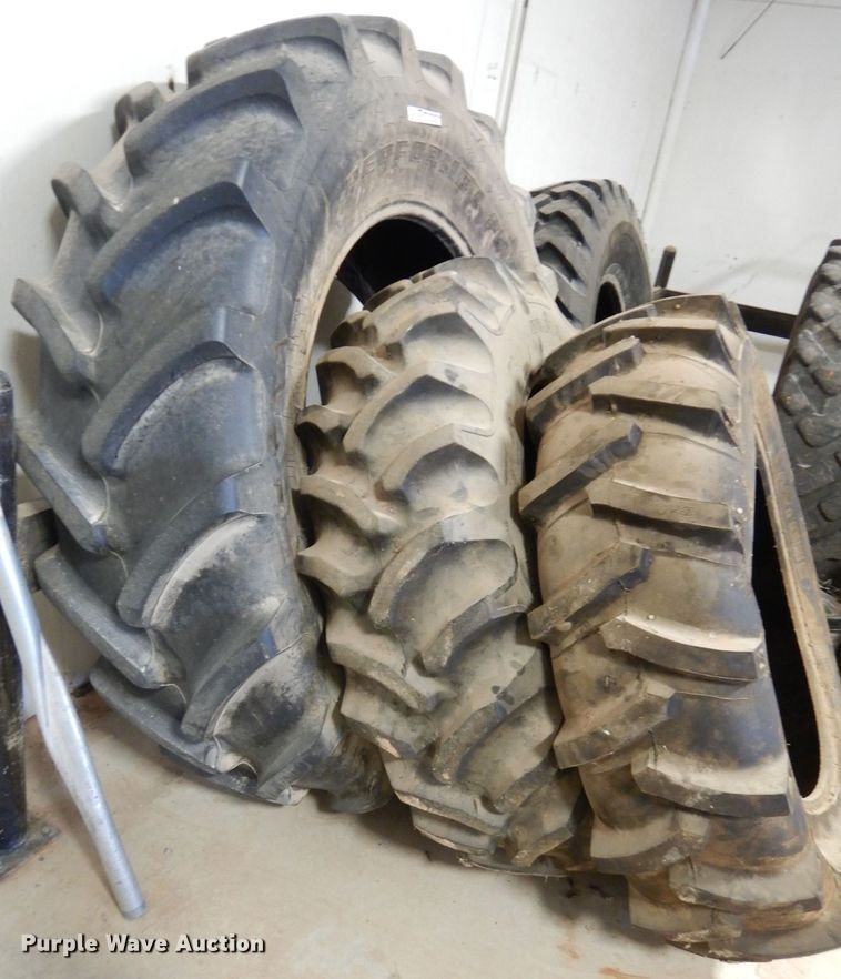 image for item GE9088 (3) tires