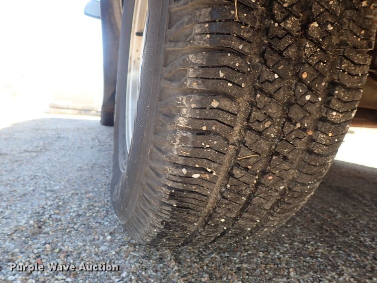 image for item GF9652 1994 Ford E150 van