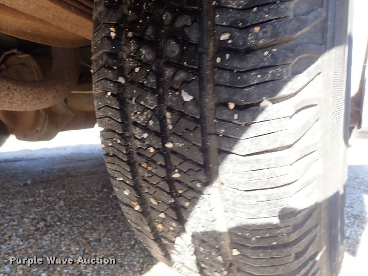 image for item GF9652 1994 Ford E150 van