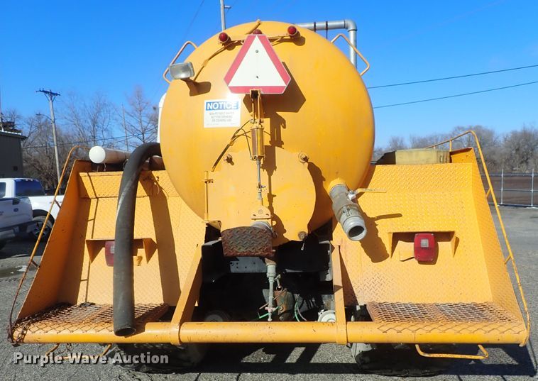 image for item GF9653 1980 Ford 8000 sludge spreader truck