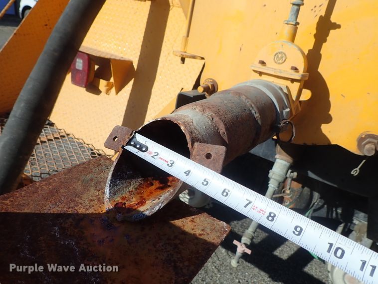 image for item GF9653 1980 Ford 8000 sludge spreader truck