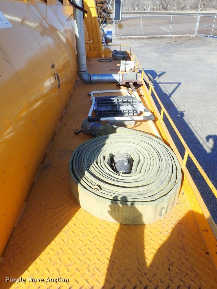 image for item GF9653 1980 Ford 8000 sludge spreader truck