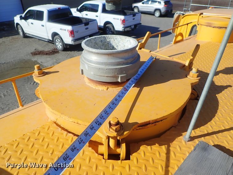 image for item GF9653 1980 Ford 8000 sludge spreader truck