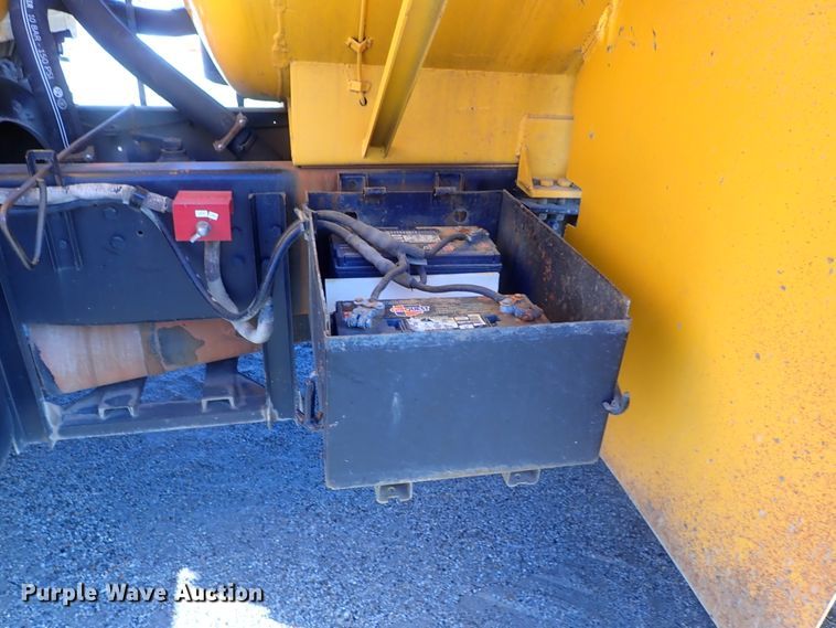 image for item GF9653 1980 Ford 8000 sludge spreader truck