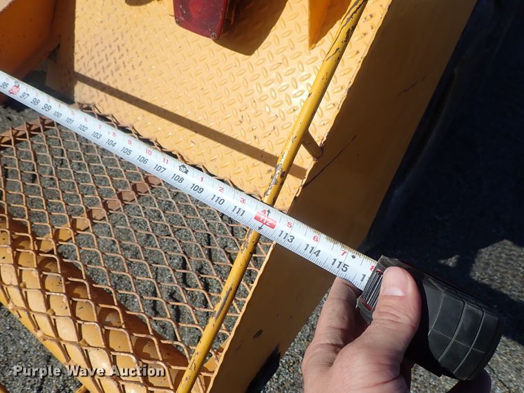 image for item GF9653 1980 Ford 8000 sludge spreader truck