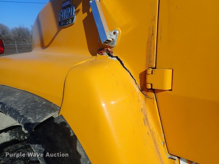 image for item GF9653 1980 Ford 8000 sludge spreader truck