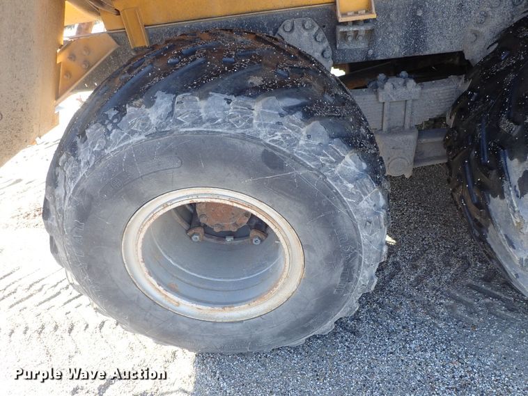 image for item GF9653 1980 Ford 8000 sludge spreader truck