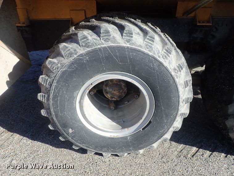 image for item GF9653 1980 Ford 8000 sludge spreader truck