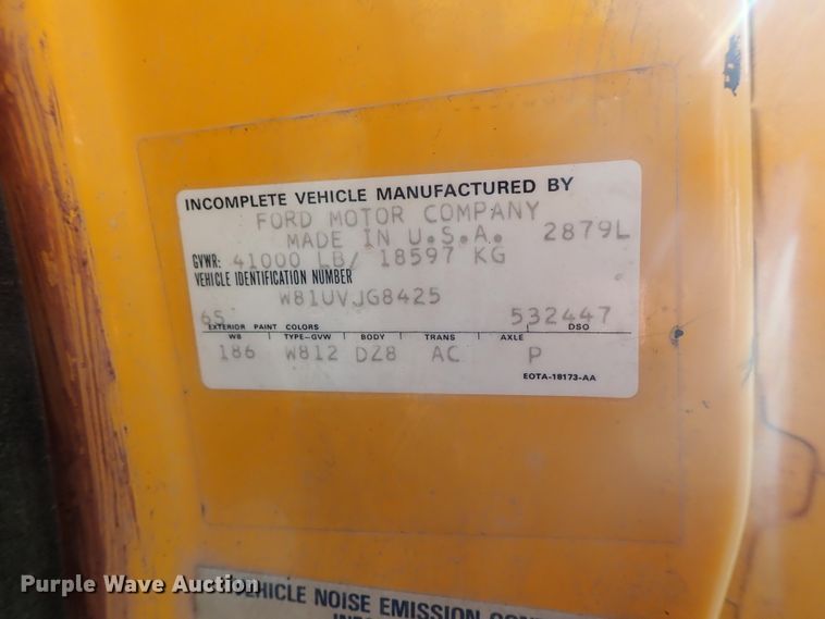 image for item GF9653 1980 Ford 8000 sludge spreader truck