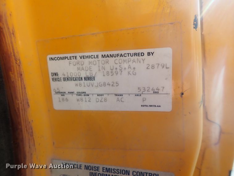 image for item GF9653 1980 Ford 8000 sludge spreader truck