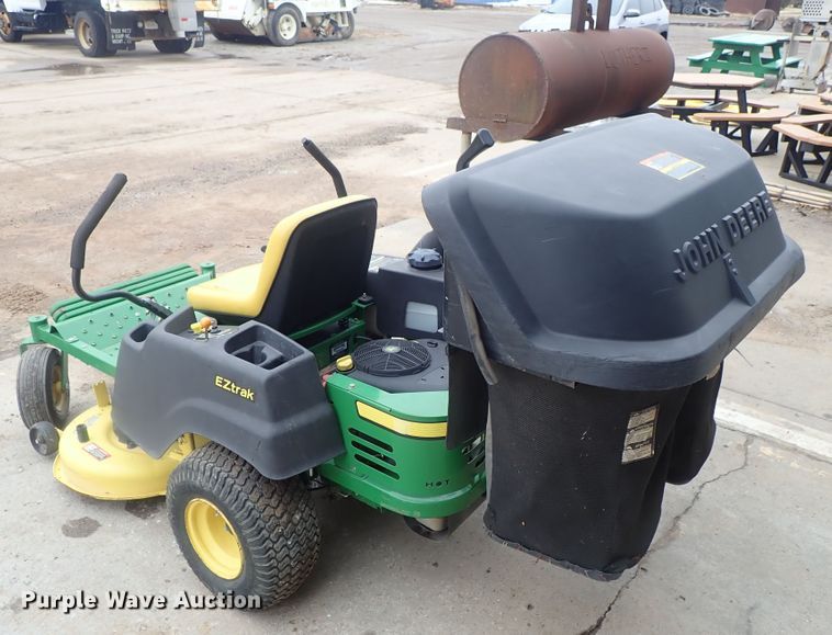 image for item GF9679 John Deere EZ Trak ZTR lawn mower