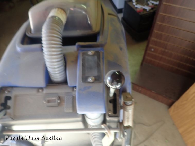 image for item GF9708 Windsor VGR2 floor scrubber