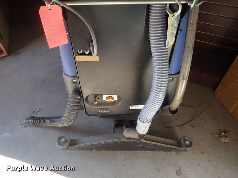 image for item GF9708 Windsor VGR2 floor scrubber